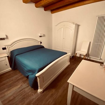 Petite Pomme Hotel Romano D'Ezzelino ภายนอก รูปภาพ